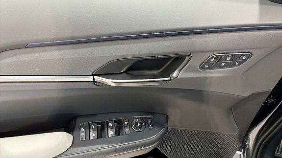 Kia EV5 17 of 18