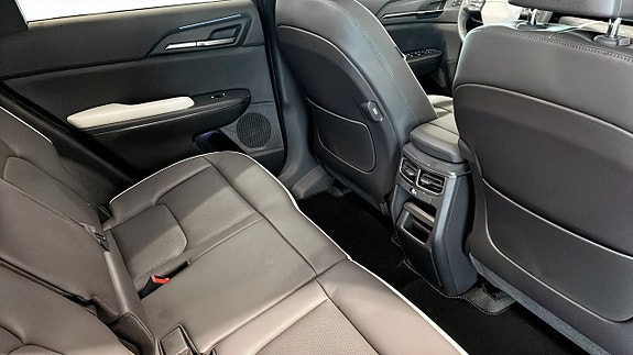 Kia EV5 12 of 18