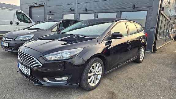 Ford Focus 2 of 5