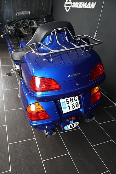 Honda Goldwing GL1800A1 15 of 18