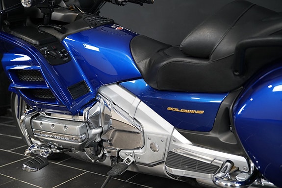 Honda Goldwing GL1800A1 12 of 18