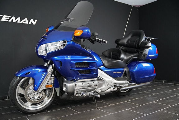 Honda Goldwing GL1800A1 11 of 18