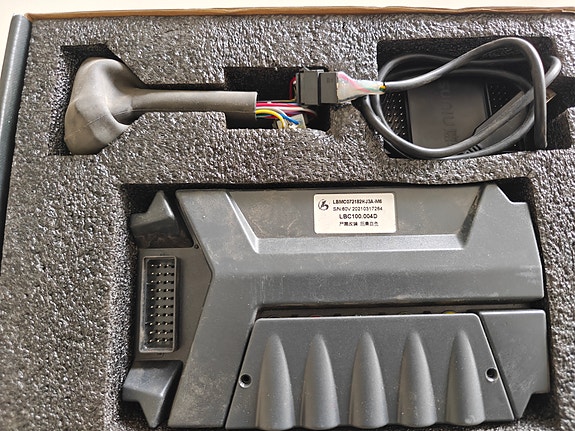 Product image 3 of 4