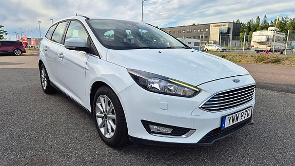 Ford Focus 2 of 5