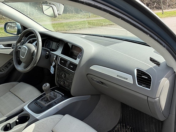 Audi A4 5 of 5