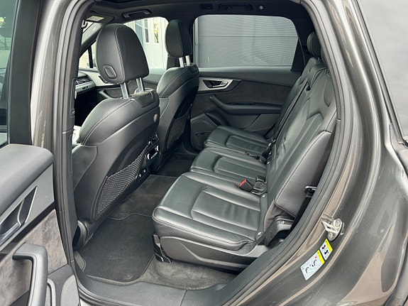 Audi Q7 13 of 20