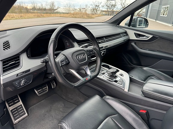 Audi Q7 7 of 20