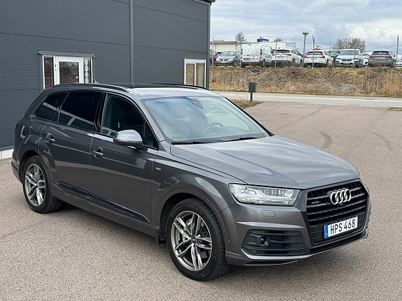 Audi Q7 9 of 20