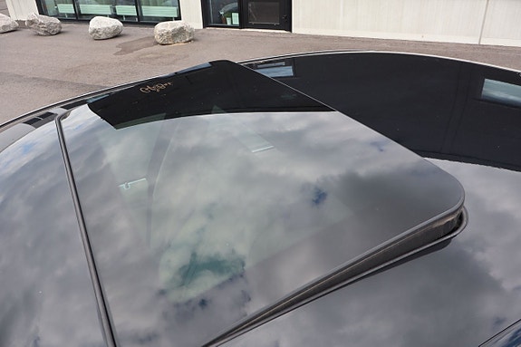 BMW 730d 4 of 5