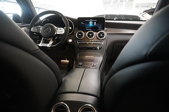 Mercedes-Benz GLC300 de 15 of 23