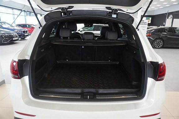Mercedes-Benz GLC300 de 4 of 23