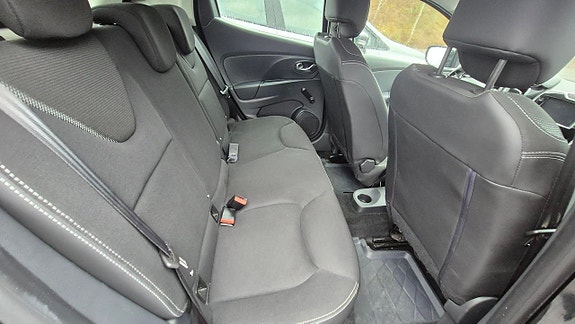Renault Clio 7 of 8