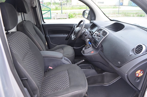 Renault Kangoo Express 12 of 16