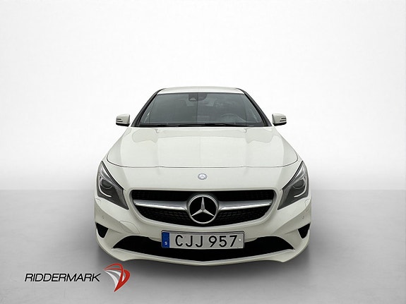Mercedes-Benz CLA220 d 3 of 5