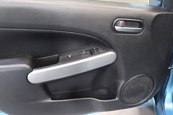 Mazda 2 16 of 21
