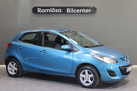 Mazda 2 7 of 21
