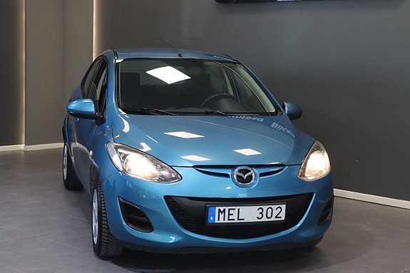 Mazda 2 6 of 21