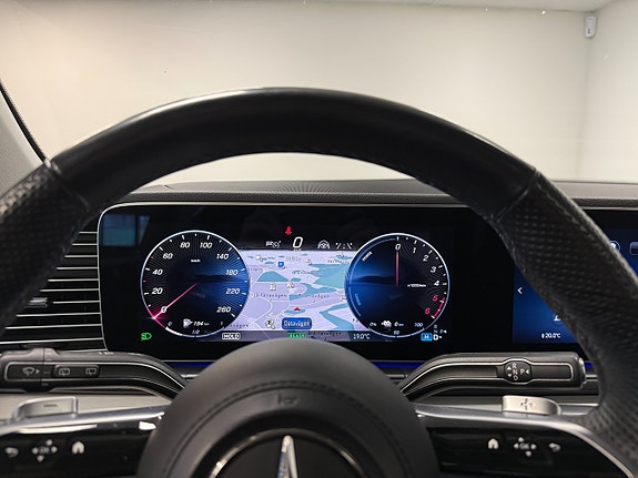 Mercedes-Benz GLE350 de 18 of 23