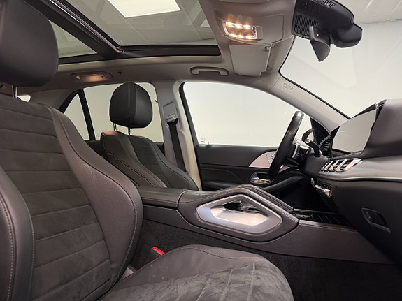 Mercedes-Benz GLE350 de 14 of 23