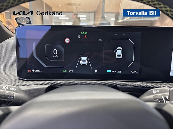 Kia EV6 10 of 18