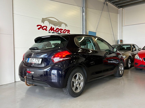 Peugeot 208 6 of 22