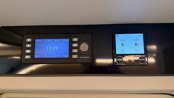 Adria Adora 673 PK Barnkammare dubbeldörr ALDE Dusch Ung Tv Golv värme 17 of 23