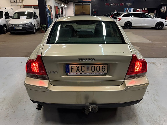 Volvo S60 8 of 19
