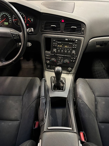 Volvo S60 14 of 19