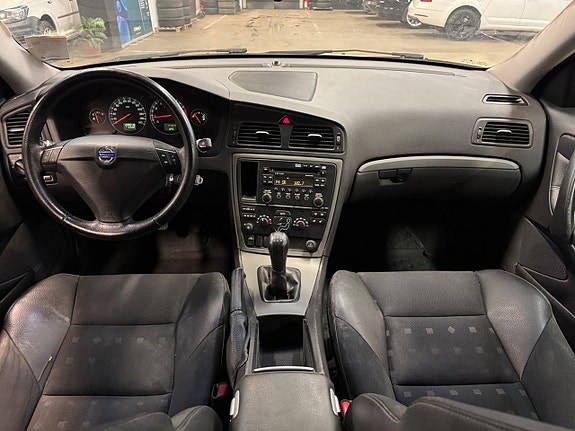 Volvo S60 12 of 19