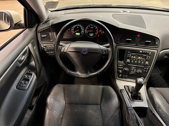 Volvo S60 13 of 19