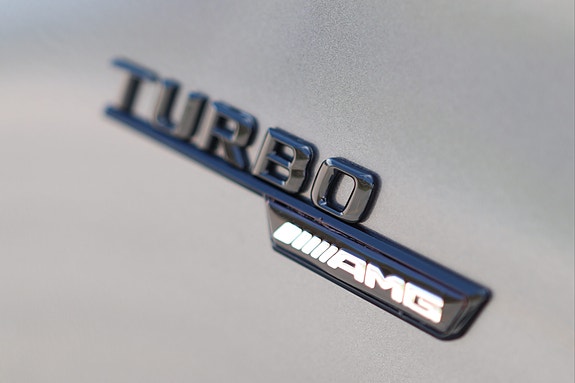 Mercedes-Benz A250 e 5 of 5