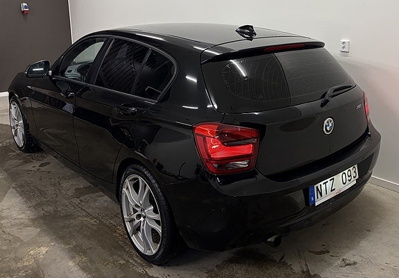 BMW 116i 6 of 10