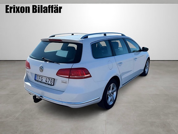 Volkswagen Passat 7 of 30