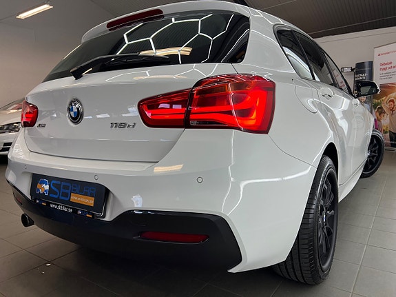 BMW 118d 11 of 26