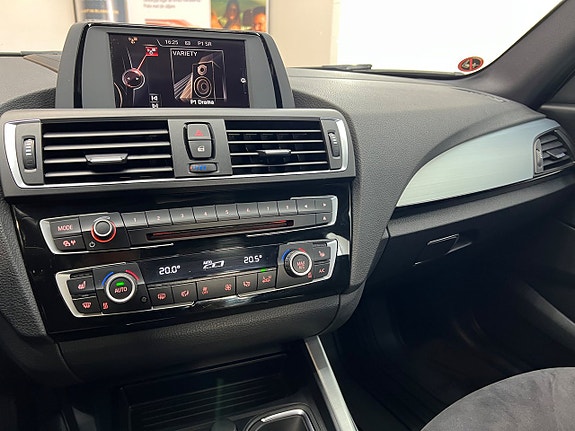 BMW 118d 16 of 26