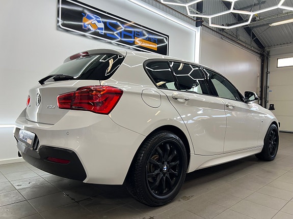 BMW 118d 5 of 5