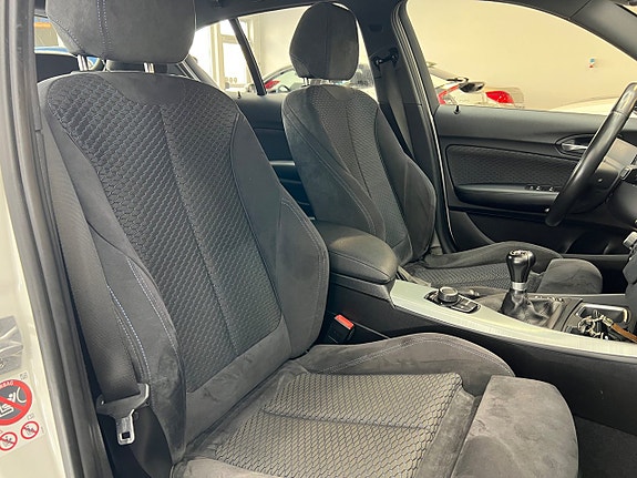 BMW 118d 23 of 26