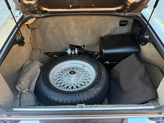 Jaguar XJS 13 of 30