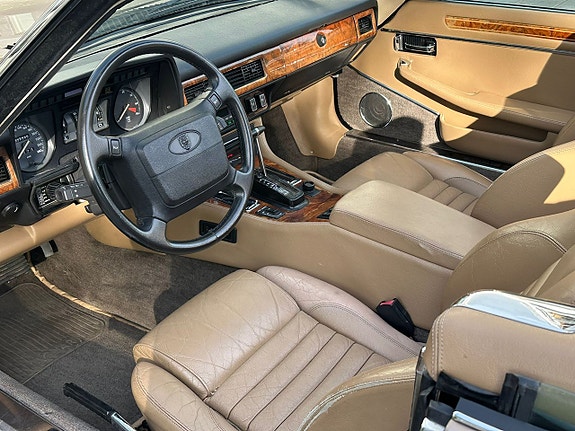 Jaguar XJS 26 of 30