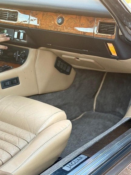 Jaguar XJS 20 of 30