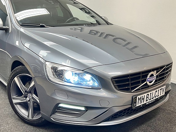 Volvo V60 3 of 5