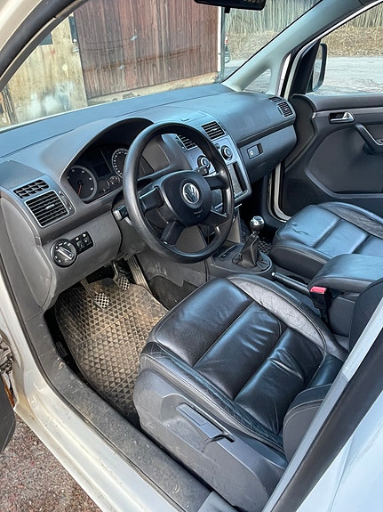 Volkswagen Caddy 5 of 5