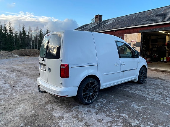 Volkswagen Caddy 4 of 5