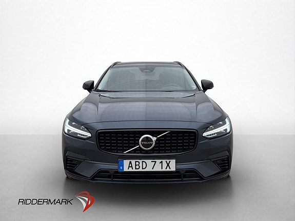 Volvo V90 2 of 5