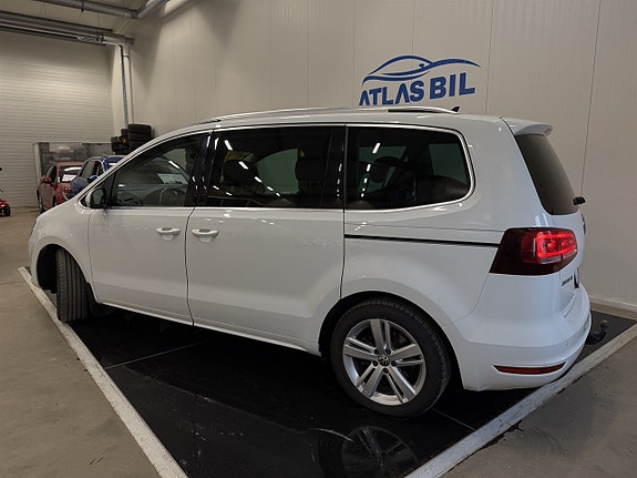 Volkswagen Sharan 2 of 5