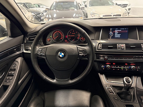 BMW 520d 15 of 30