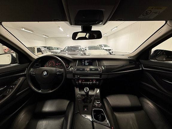 BMW 520d 14 of 30