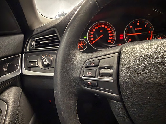 BMW 520d 16 of 30