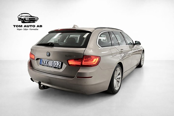 BMW 520d 4 of 5