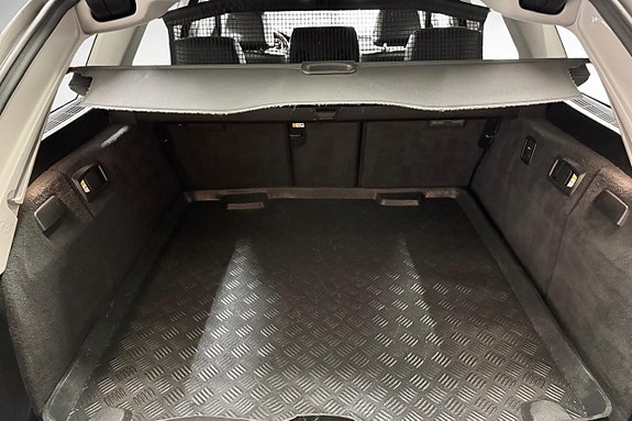 BMW 520d 30 of 30